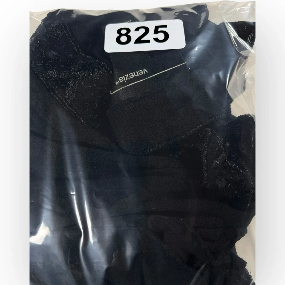 Womens 22/24 Black Lined Dark Romance Top Sequin V-neck‎ Office Siren Venezia